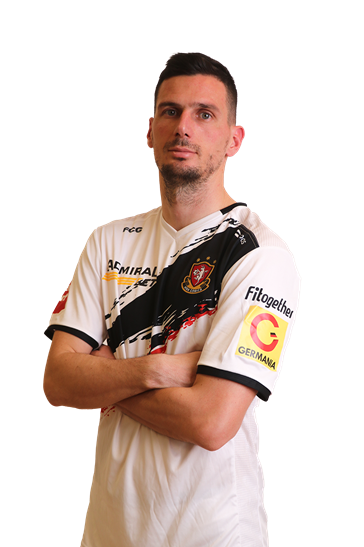 32 Slavko Bralić